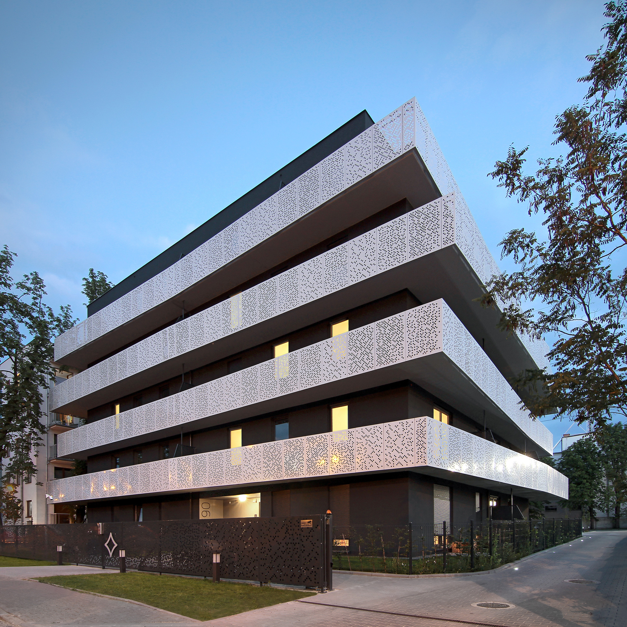 波兰 Neostudio Architekci 公寓建筑 | “高层露台”的多功能住宅设计-16