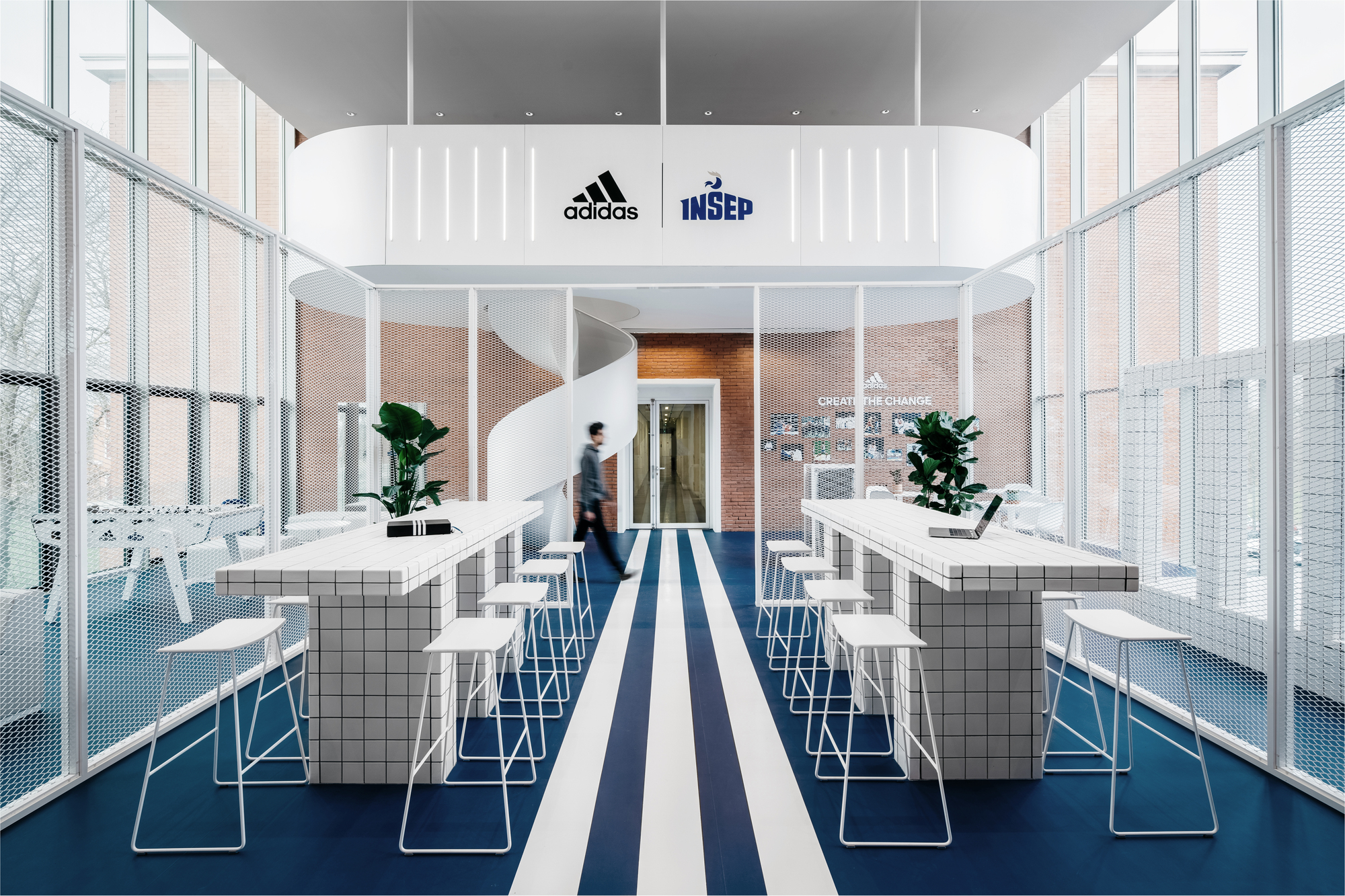ADIDAS X INSEP Space / Ubalt architectes-8