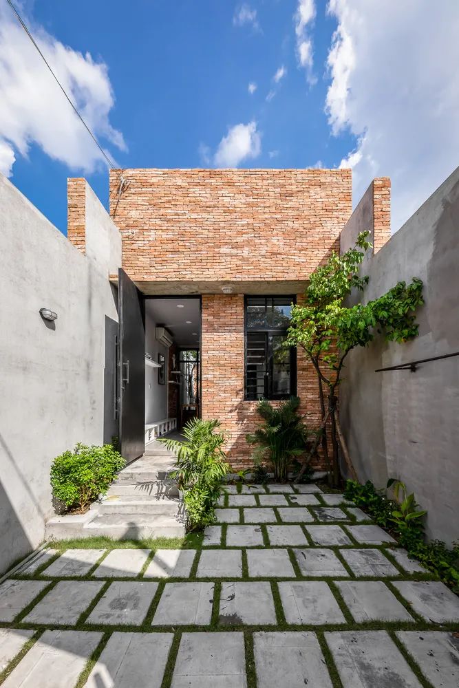 绿色环绕的越南西贡 94 平米住宅设计-46