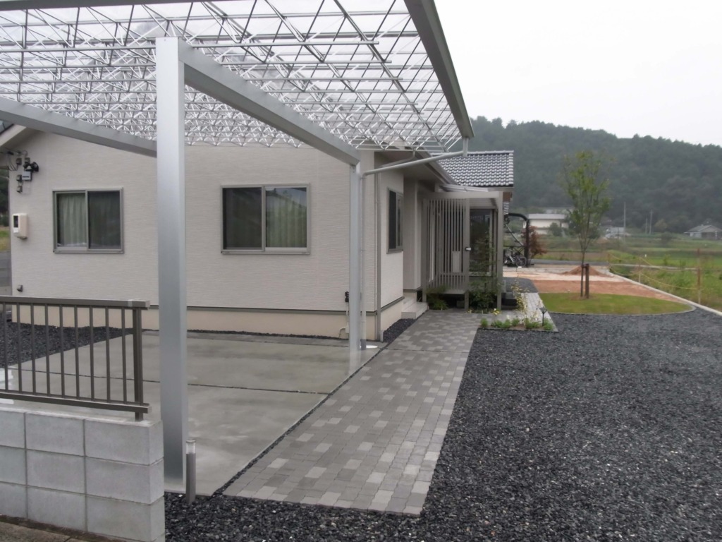 平屋建て和風モダン住宅の新築外構-31