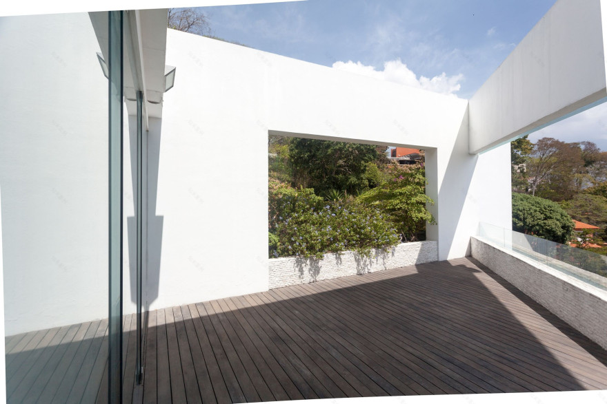 委内瑞拉螺旋形透明别墅,诠释轻盈与通透-29