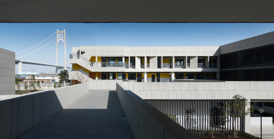 Nanjing Qixia Mountain Shibuqiao Central School / Nanjing Bangjian Urban Architectural Group-40