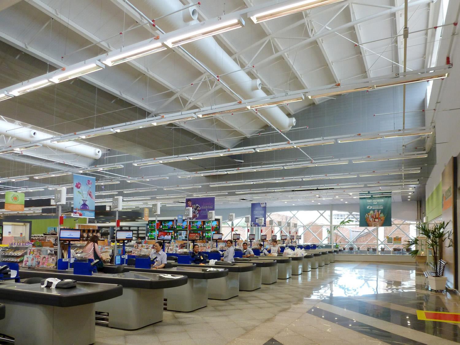 Supercenter Angeloni 购物超市-4