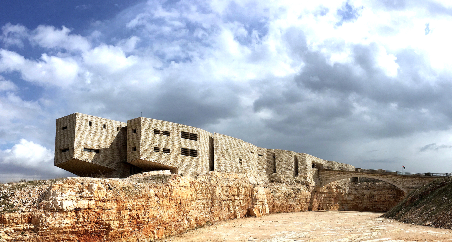 约旦皇家自然保护协会环境学院大楼-57