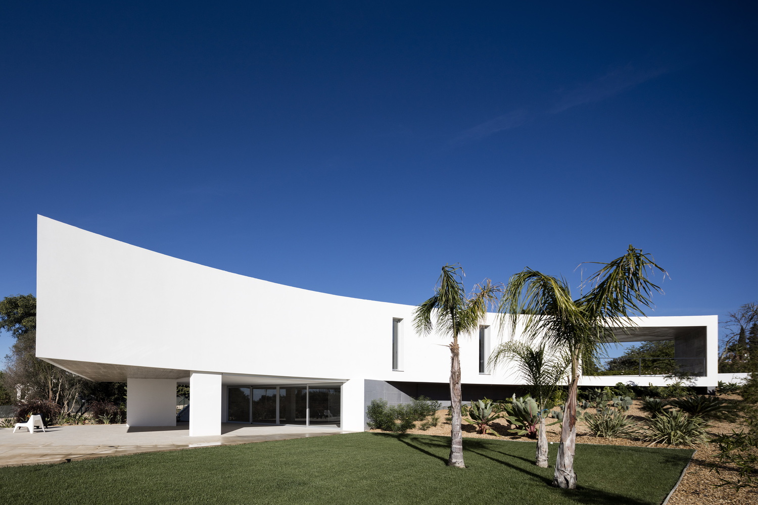 House in Alcalar  Vitor Vilhena Arquitectura-48