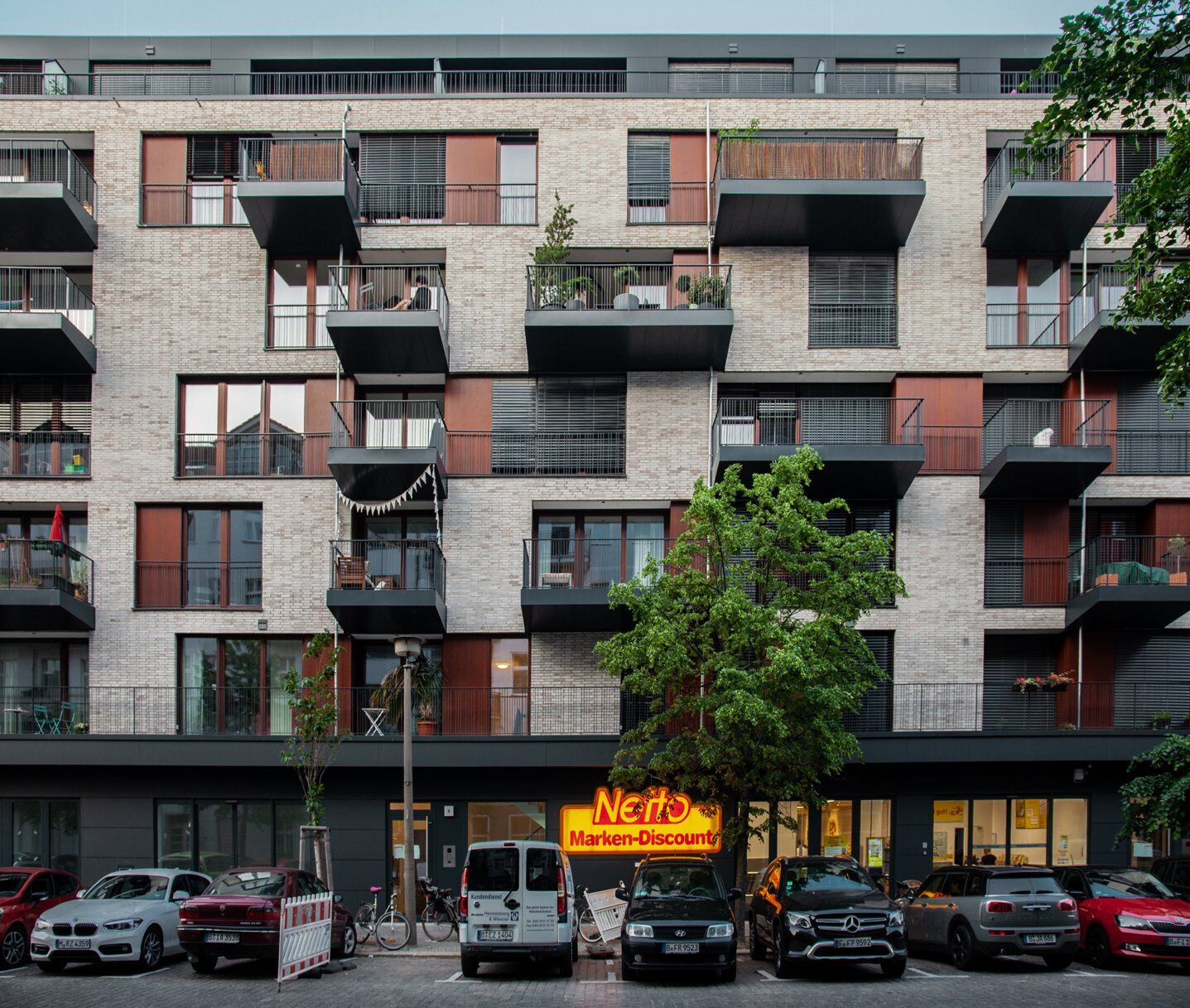 柏林市中心的绿色住宅丨德国柏林丨Gnädinger Architects-30