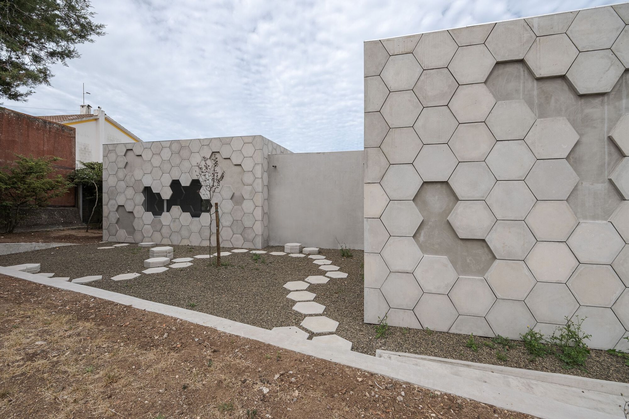 Matilde Rosa Araújo 中小学实验室丨葡萄牙丨GGLL 工作室-23