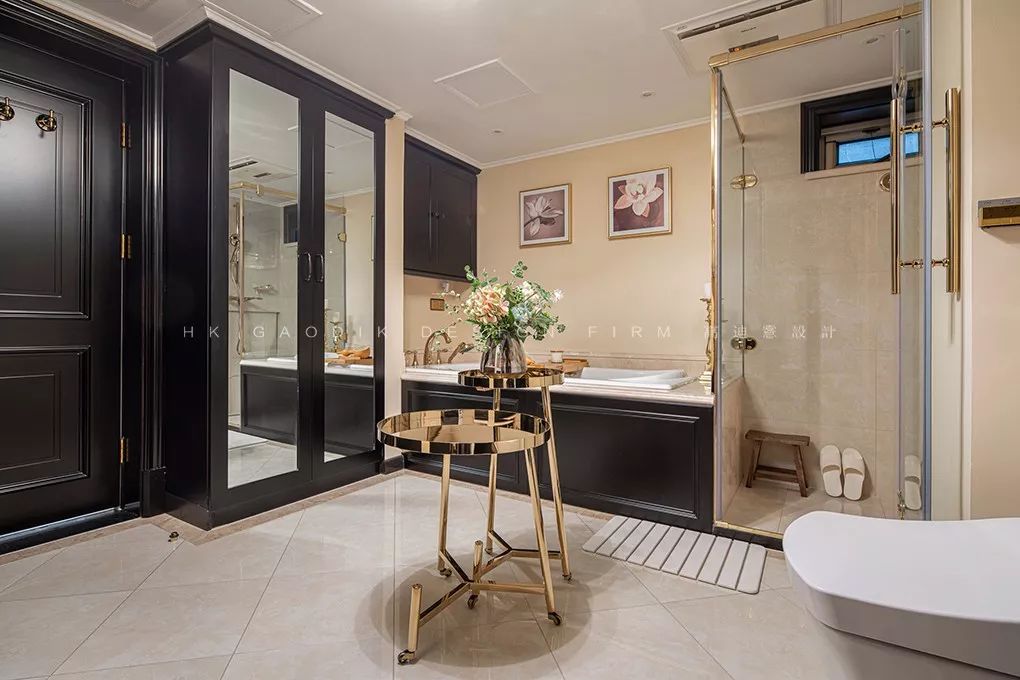 高迪愙实景 |  一个人，一方庭院，两只猫，南京女孩的北京生活图鉴-107