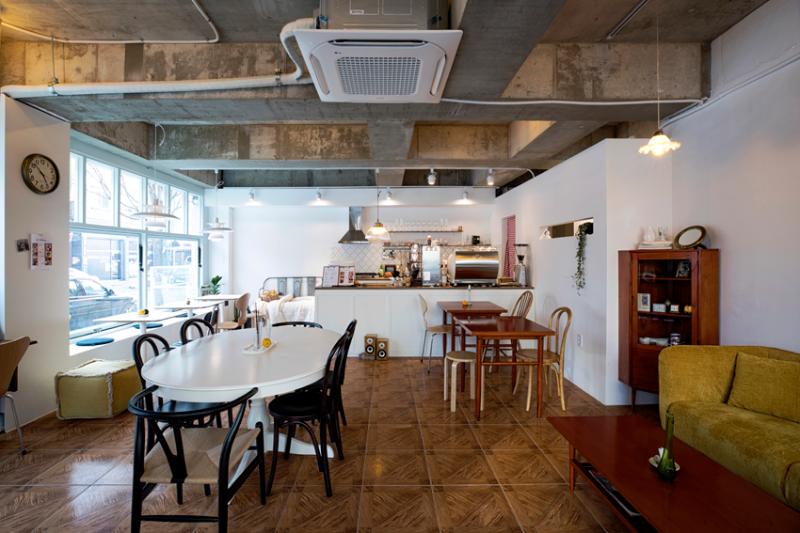 二十平米法式家居咖啡馆，小空间大创意-6