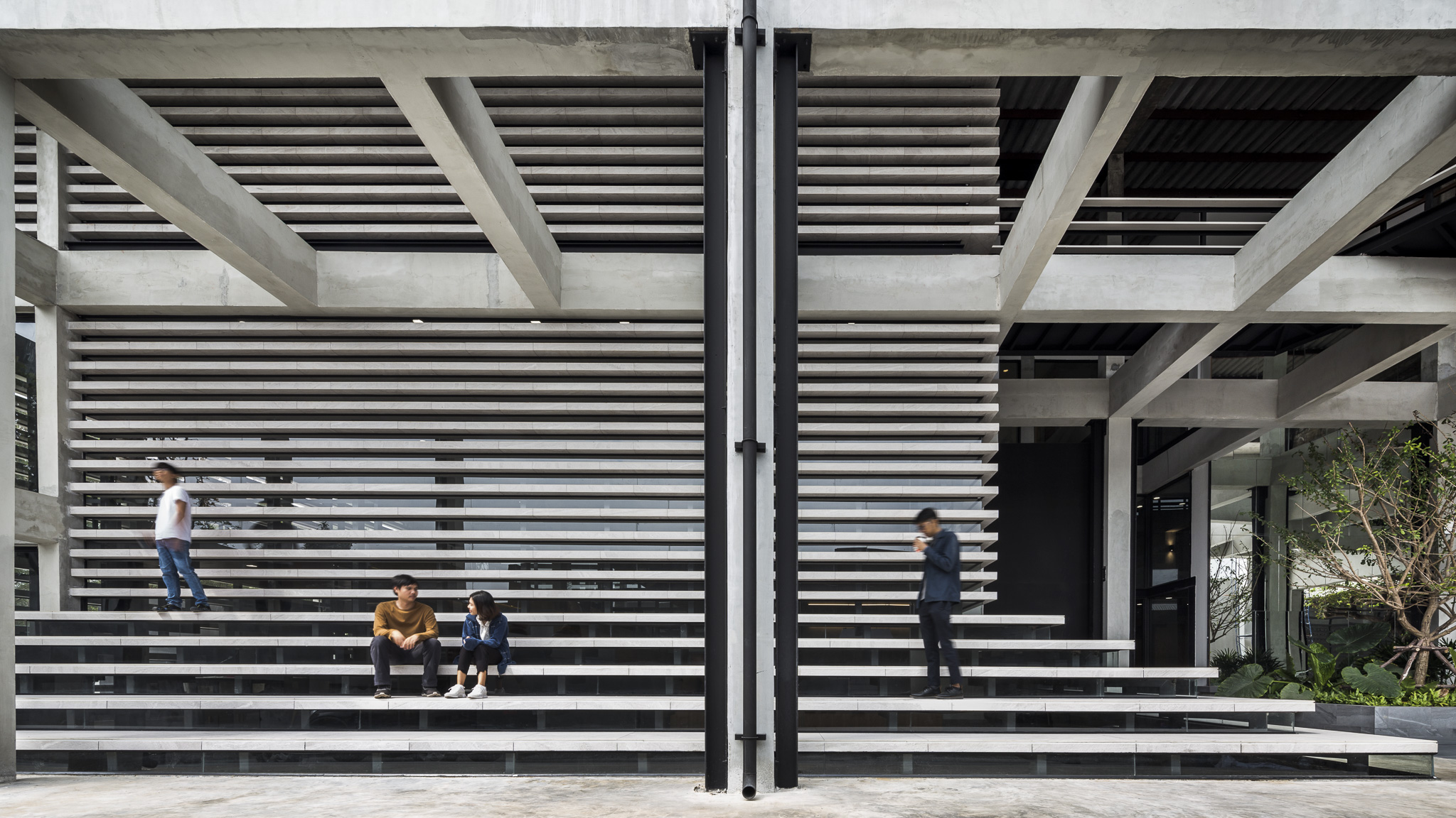 泰国废弃汽车服务中心变身高颜值设计社区-48