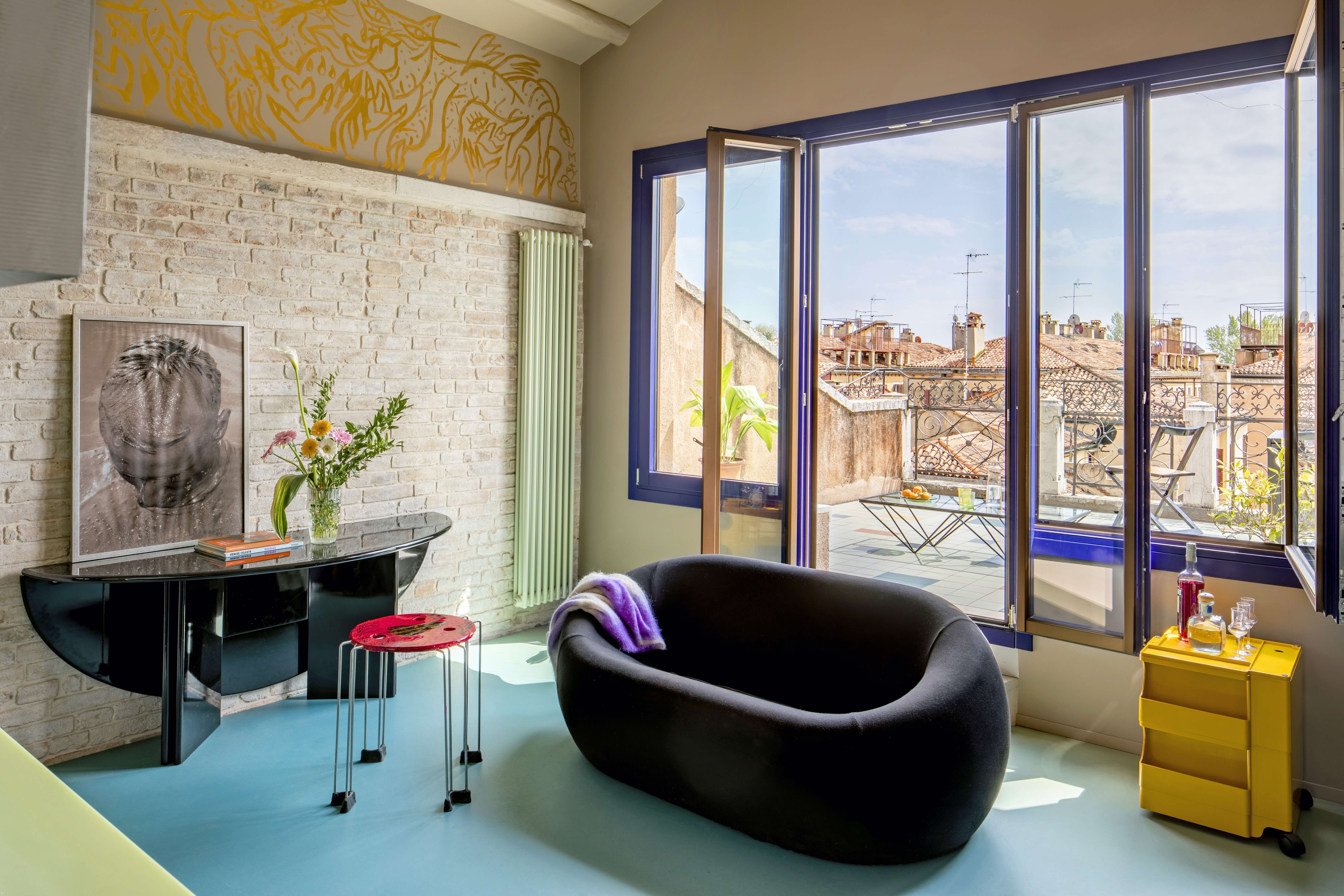 科幻异想世界 | 巴黎学者的威尼斯梦幻公寓-2