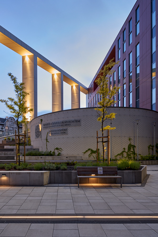 公共服务大学丨匈牙利布达佩斯丨FintaStudio-26