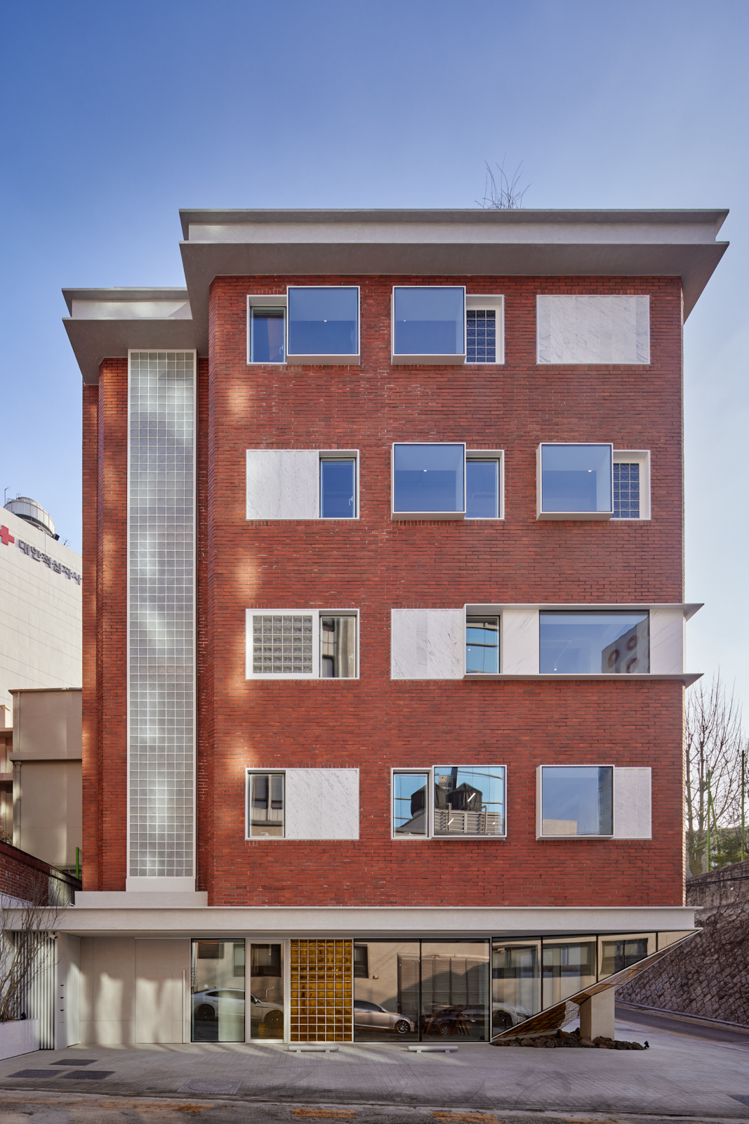 九个窗户，S·E·E·D 房屋丨韩国首尔丨S.E.E.D haus-28