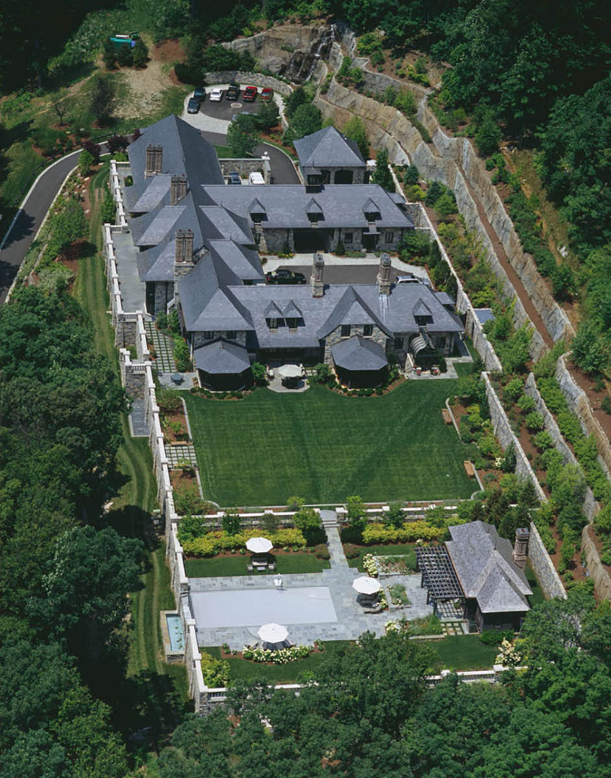 新英格兰山坡豪宅中的大型私人家庭图书馆丨美国康涅狄格丨Mark P. Finlay Architects-23