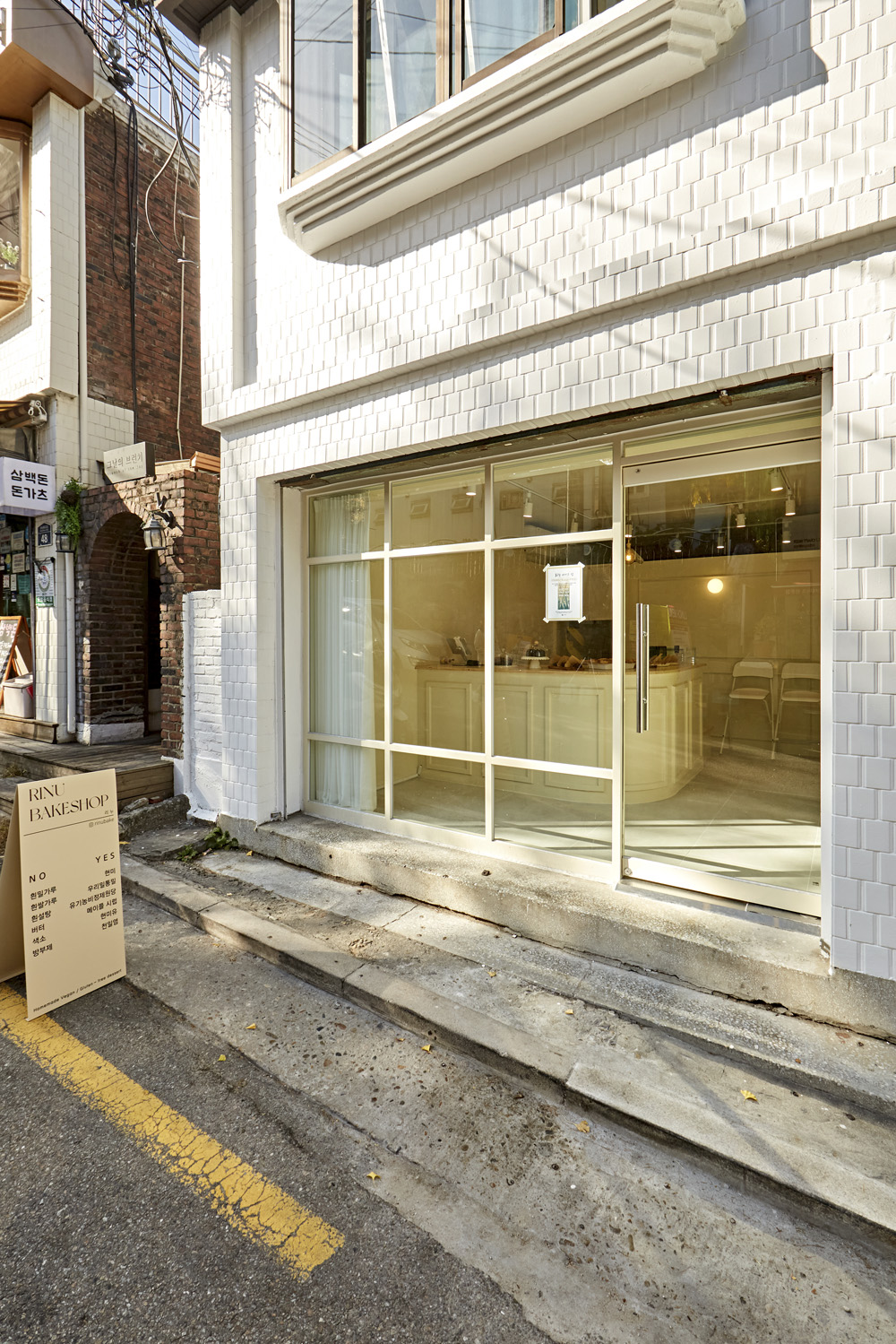 简约设计，9 平米小店的魅力-12