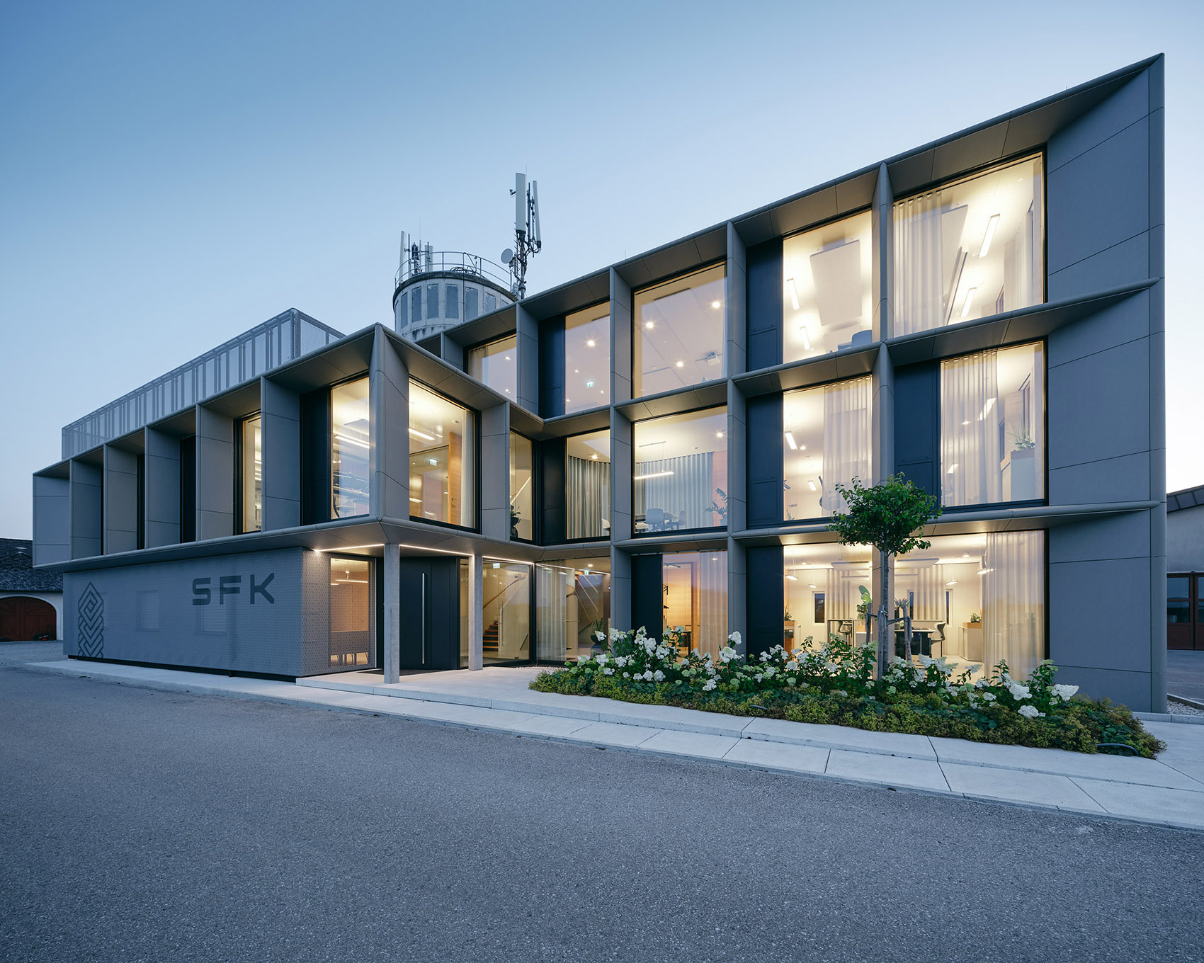 SFK 办公室丨奥地利丨heri&salli-67