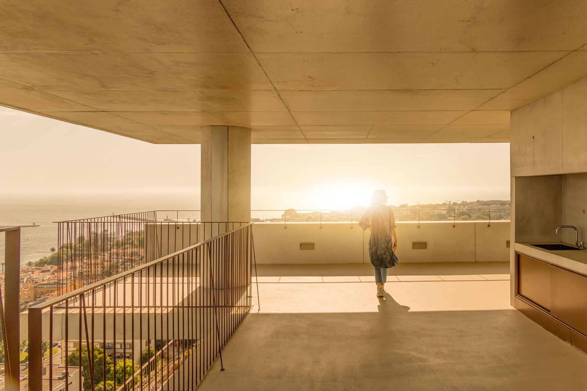 多层住宅建筑丨葡萄牙波尔图丨OODA-25