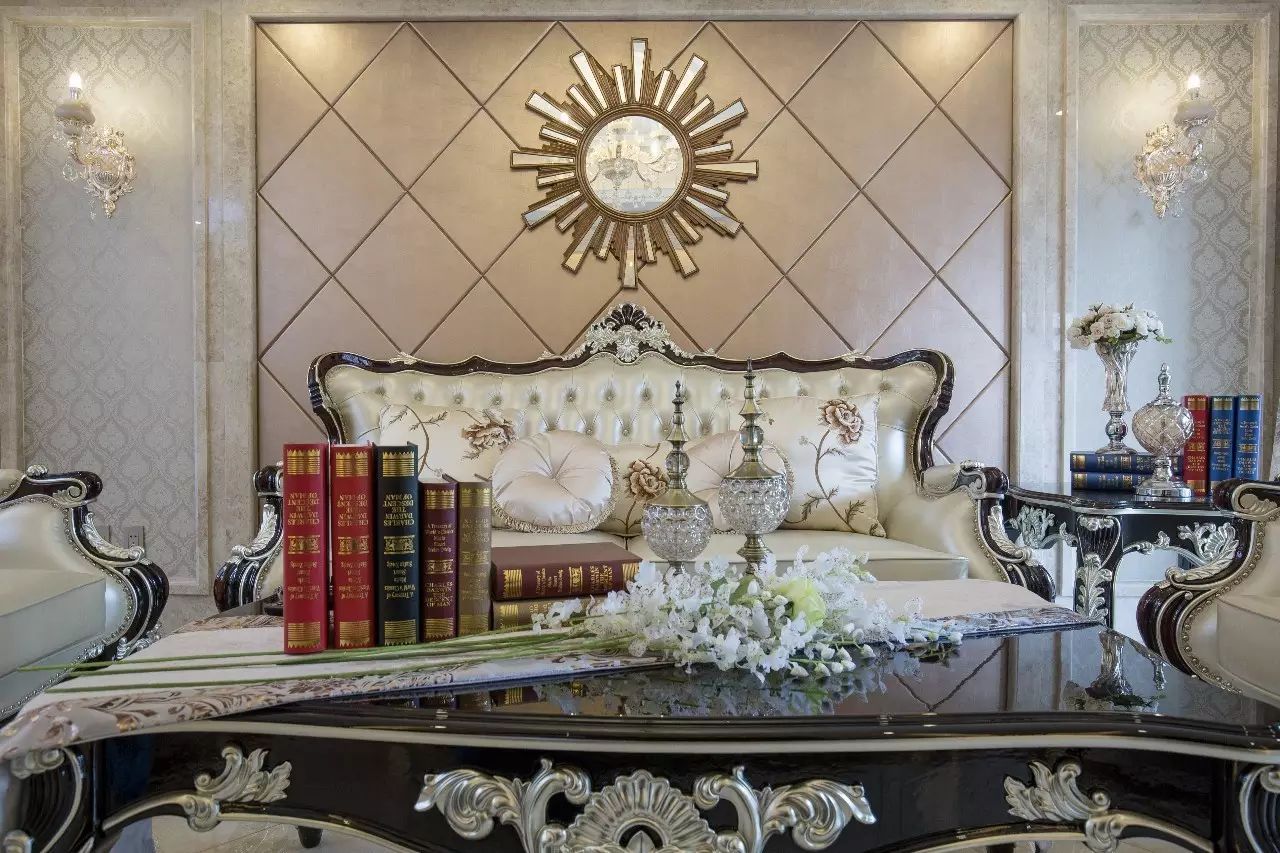 《镜中花》欧式新古典浪漫空间设计-10