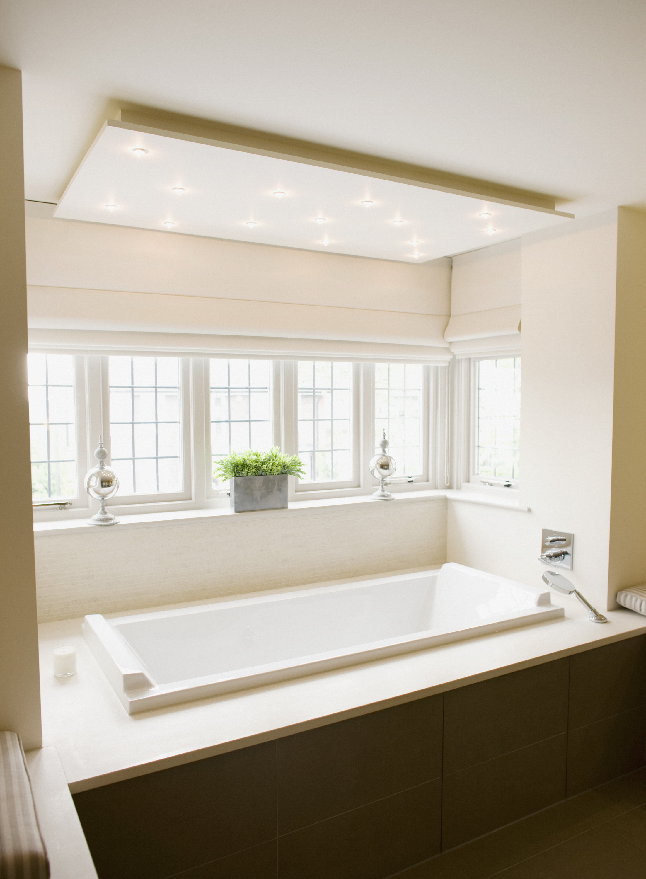 豪华别墅 现代风格简约 国外某半山别墅-26