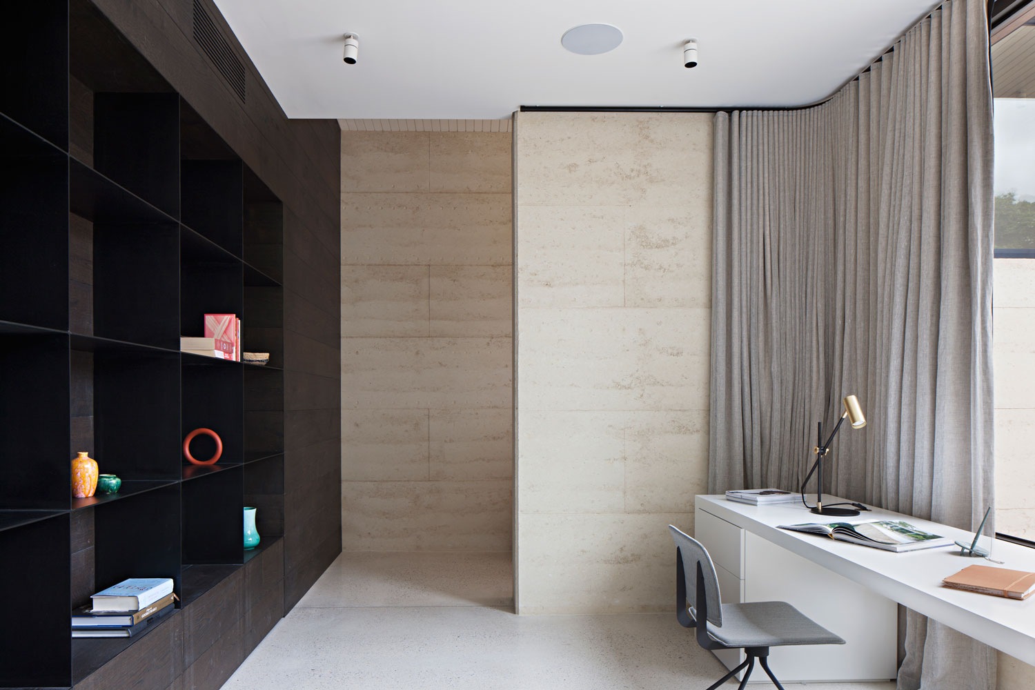 Layer House in Regional Victoria by Robson Rak-14