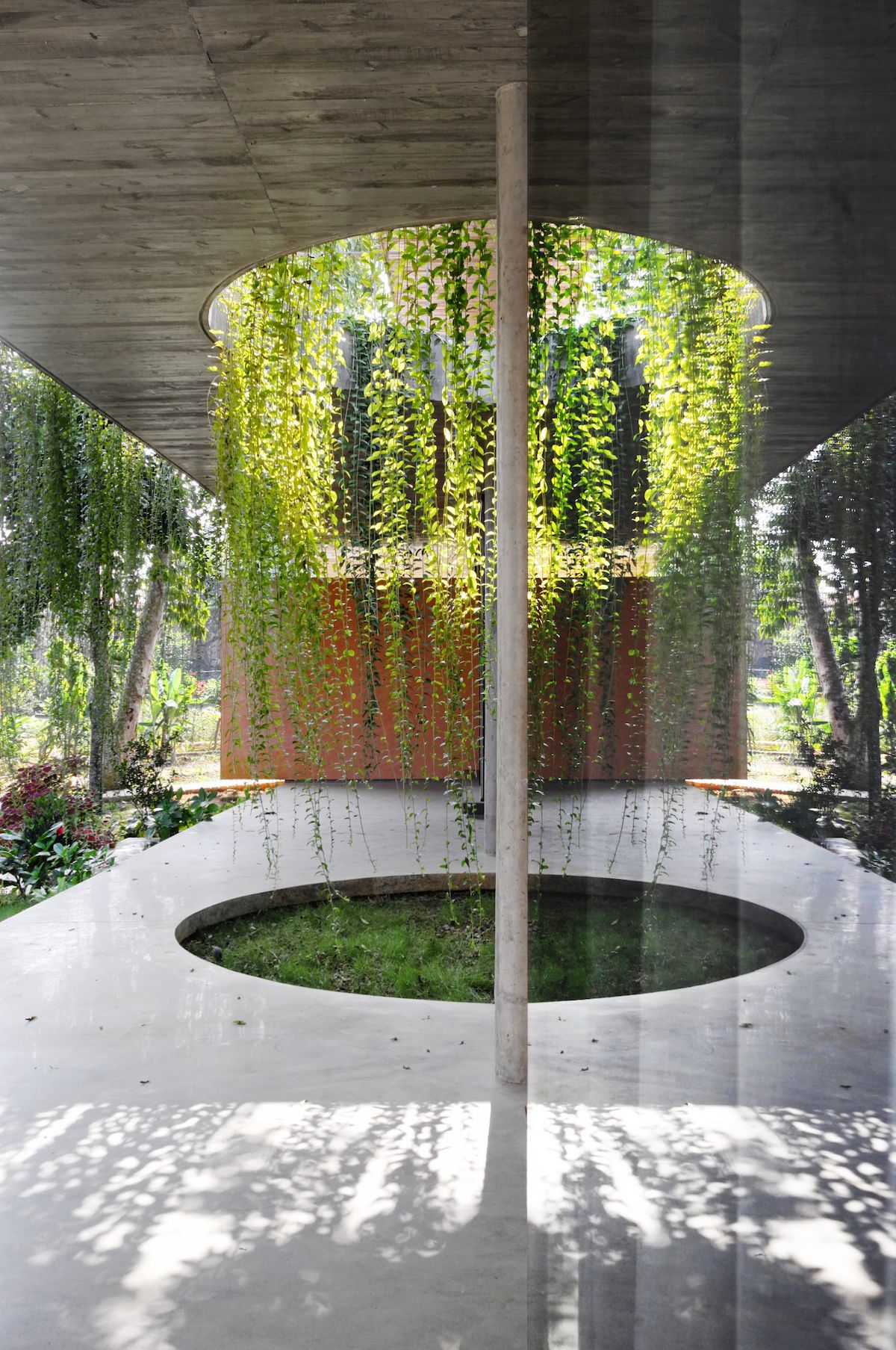 Ba Vì森林中的开放互动生活空间-25