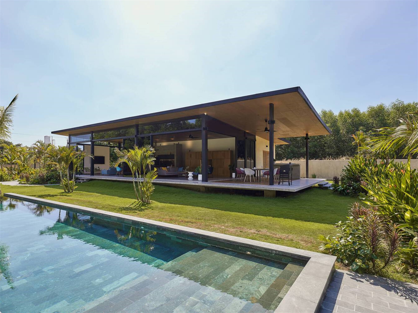 越南生物气候热带别墅丨T3 建筑事务所,Kanopea 建筑工作室-3