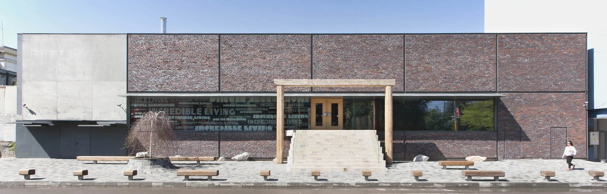 双面共生的罗马尼亚餐厅与俱乐部设计-7