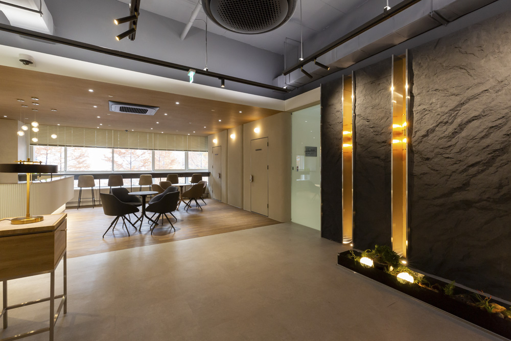 多元概念打造 200 平大型办公空间-15