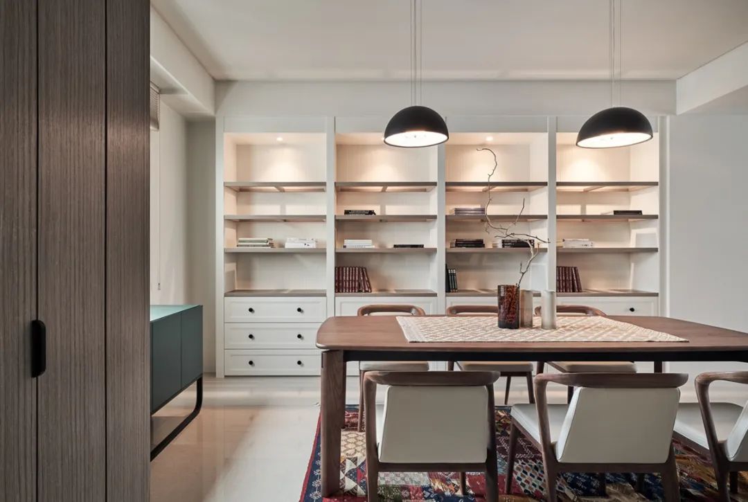 咖啡色调的佛系复式楼设计丨大树装饰-16