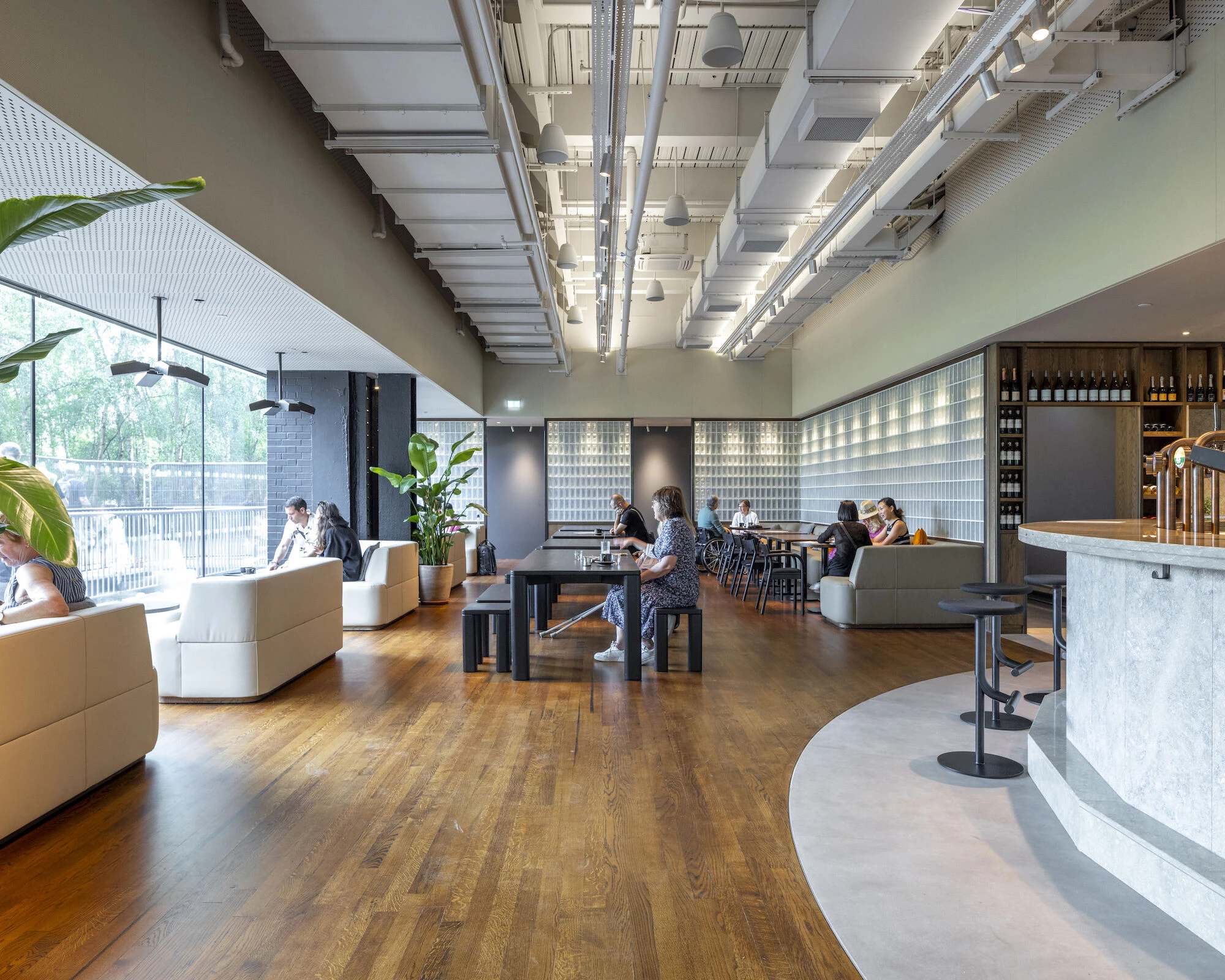 泰特现代美术馆的角落丨英国伦敦丨Holland Harvey Architects-5