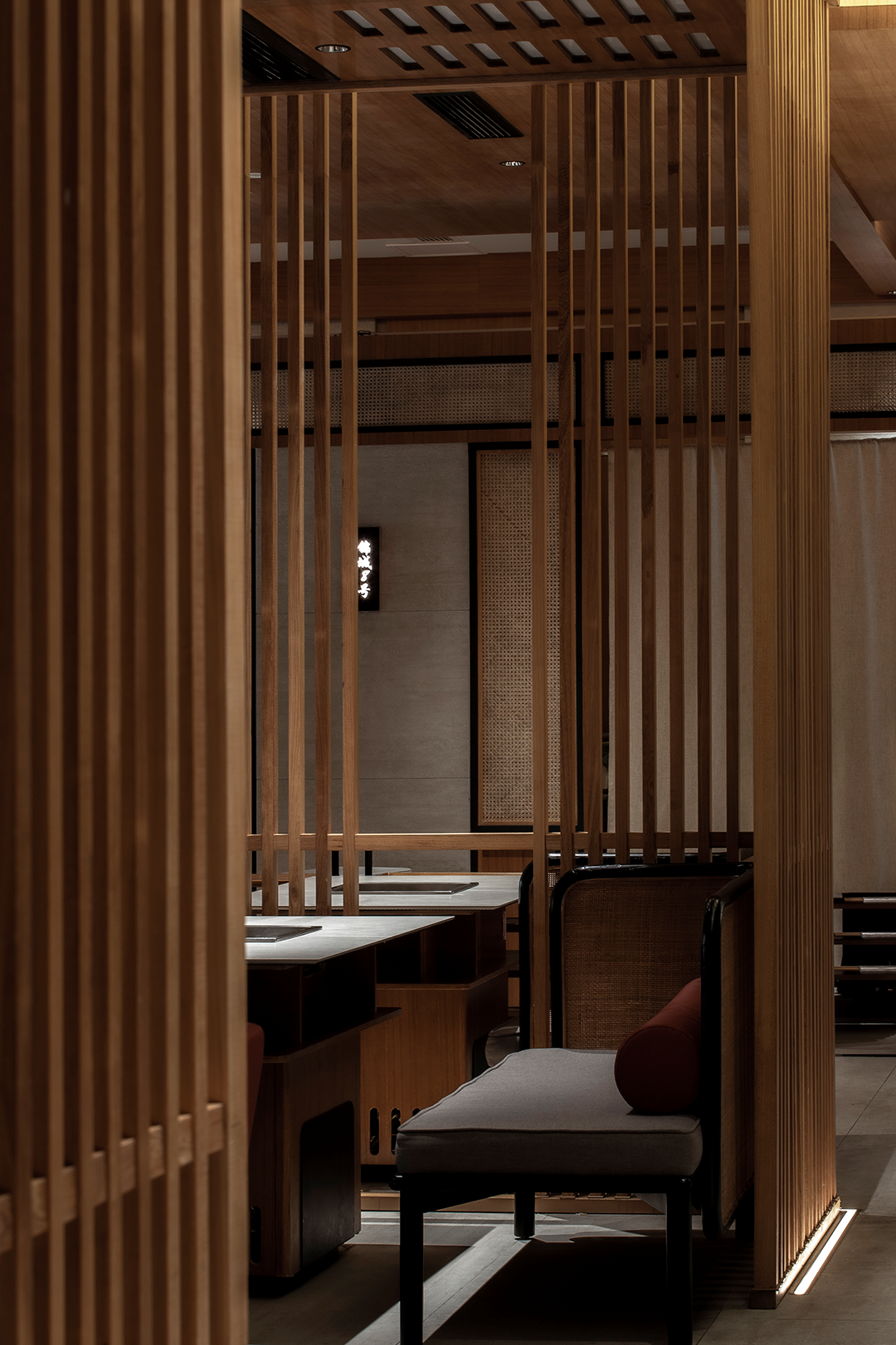 高新店新颜 | 集嘉设计打造锦城印象火锅空间-97