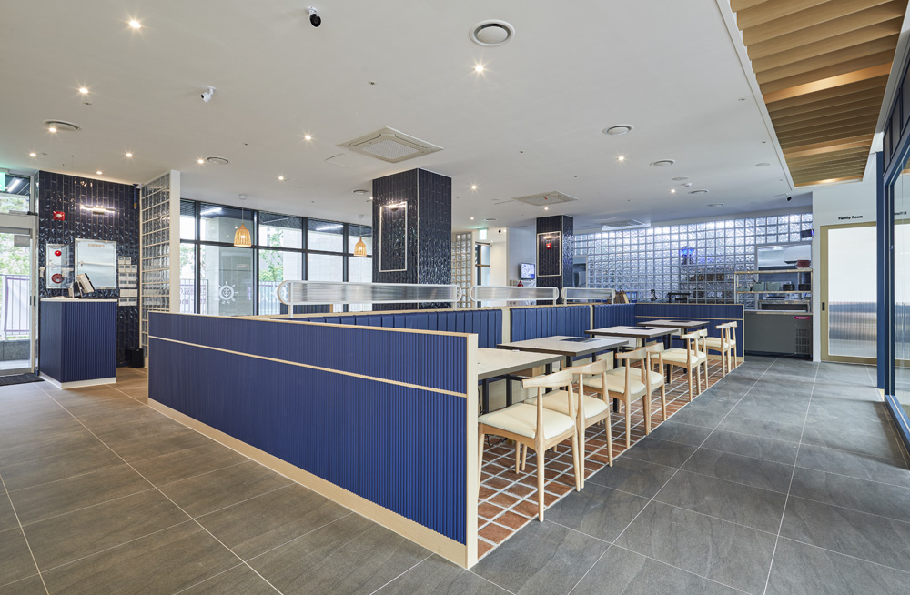 现代简约的海鲜烧烤店设计-10