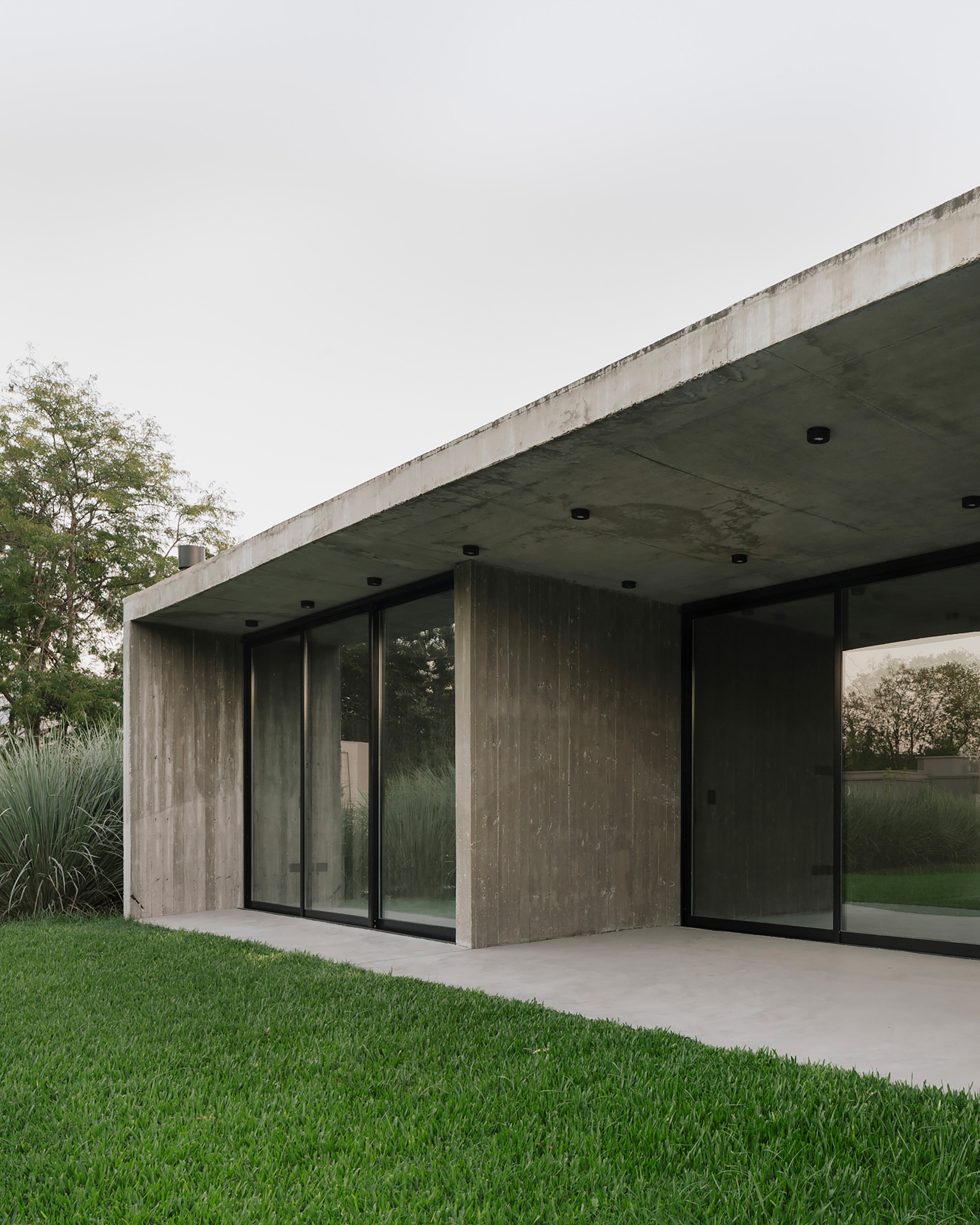 井字棋屋丨阿根廷布宜诺斯艾利斯丨VDV ARQ-31