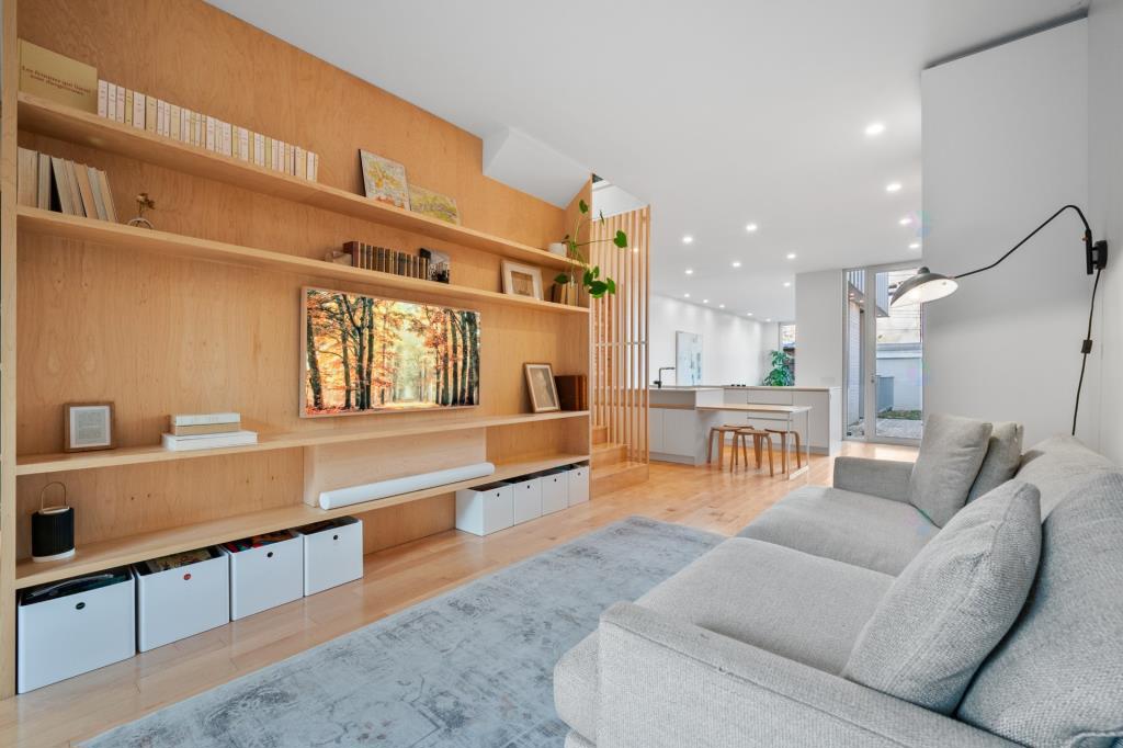 蒙特利尔高原皇家中心带泳池豪宅丨加拿大蒙特利尔-4