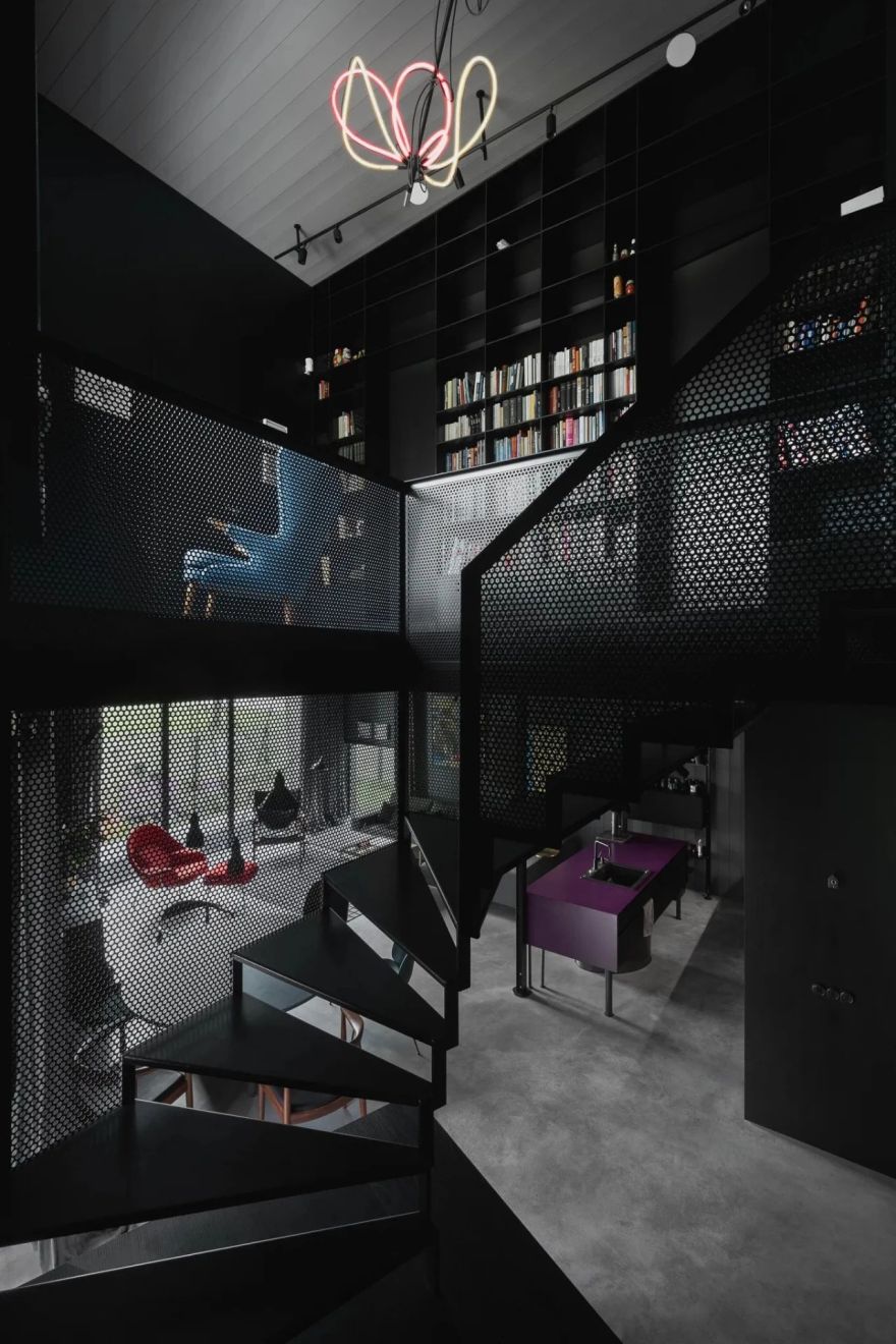 189m²黑色系别墅-25