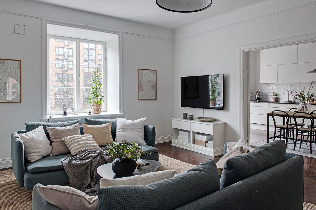 瑞典年轻家庭蓝橙公寓，呈现温馨海洋风格-4