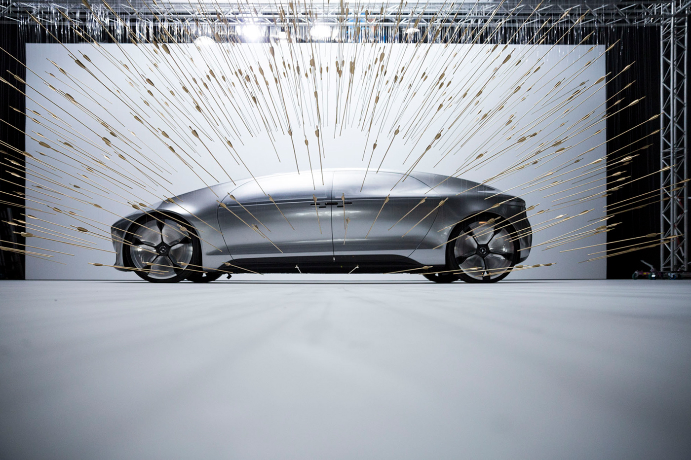 梅赛德斯·奔驰 动态豪华-0