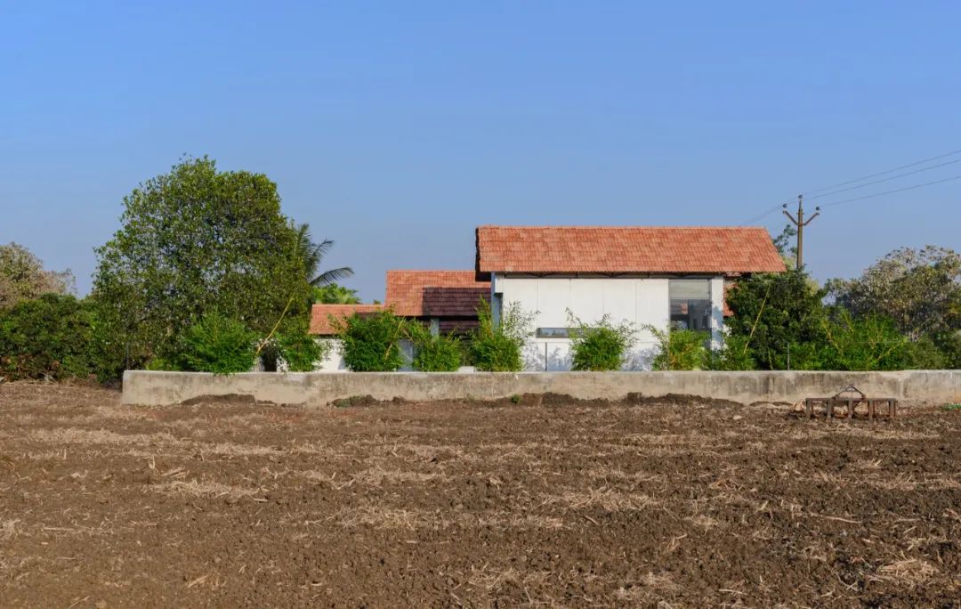 印度乡村医生的周末度假屋设计丨勾勾手设计网-19