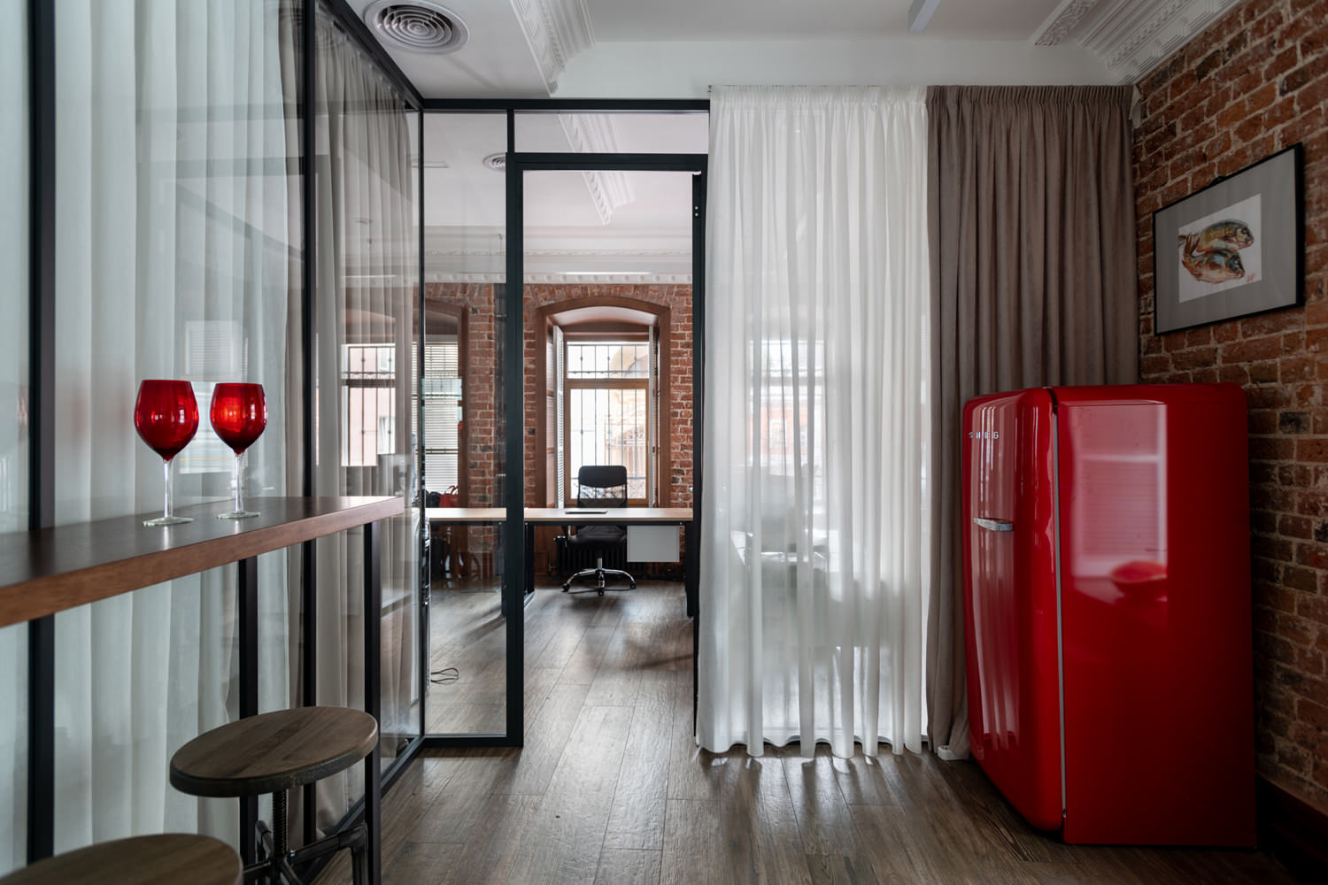 Redllama公司莫斯科中心的 loft 办公室设计丨中国丨设计师尤里娅·霍赫洛娃,建筑师玛尔贾娜·科罗列娃-19