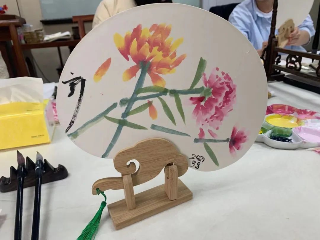 女性之美 · 各地活动现场的室内设计魅力丨中国上海-15