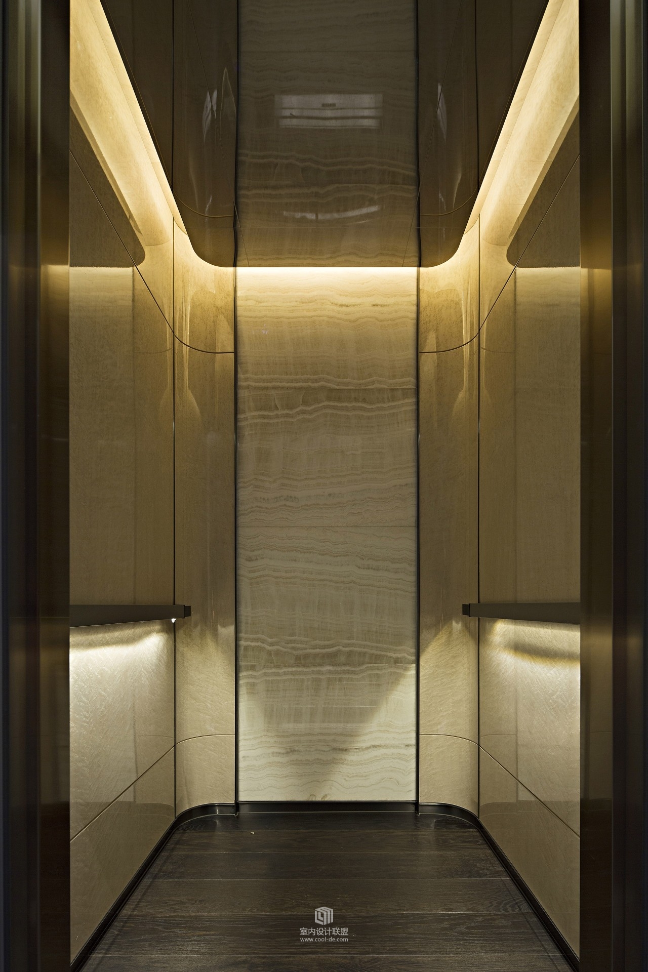 梁志天--上海古北1号#11别墅-42