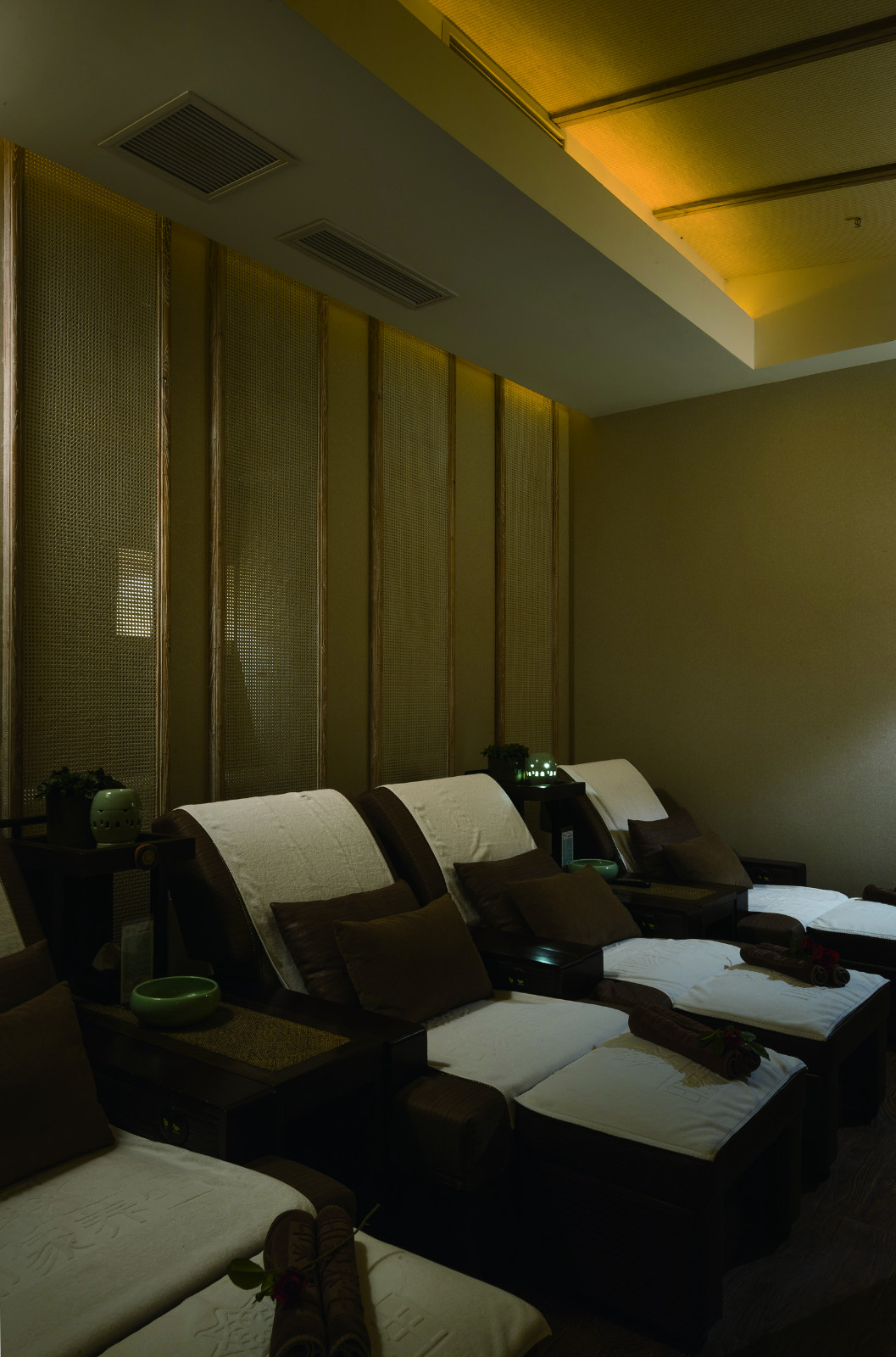 《扬州印象足道》 | 水意向设计,营造禅意东南亚氛围-24