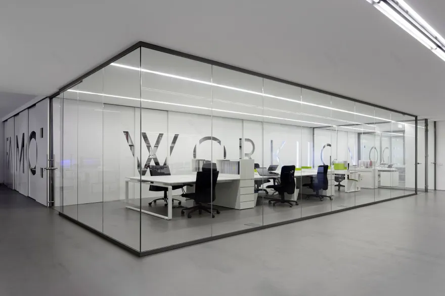 Famo Porto 展厅改造丨葡萄牙波尔图丨Moura Martins Arq.-15