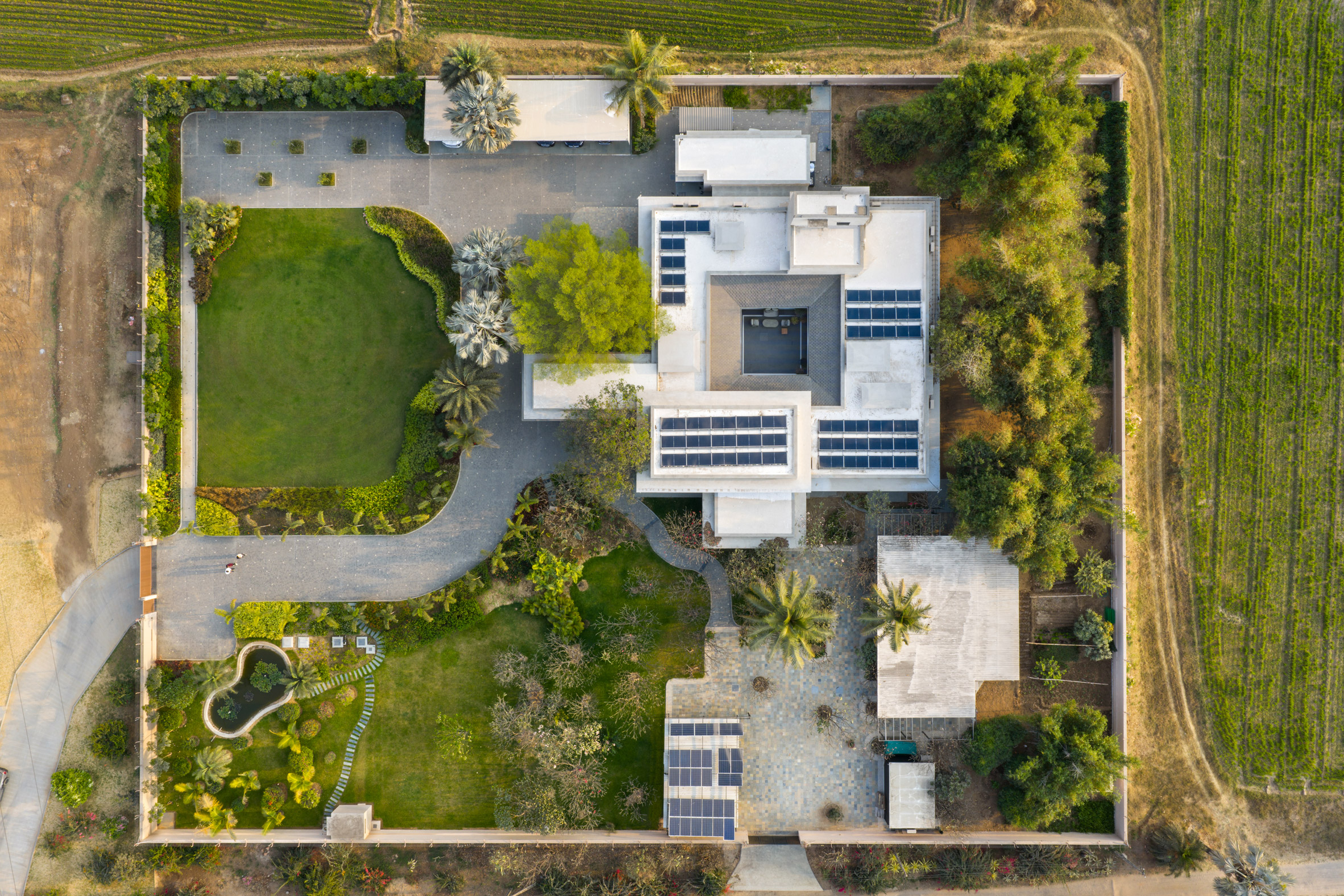 一座源于四种土壤的房子丨印度丨Hiren Patel Architects + Design-4
