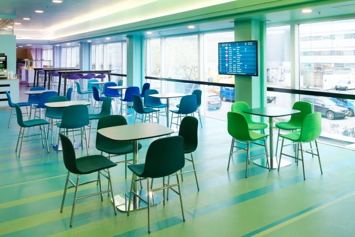 彩虹之端,丹麦哥本哈根机场的色彩疗愈空间-14