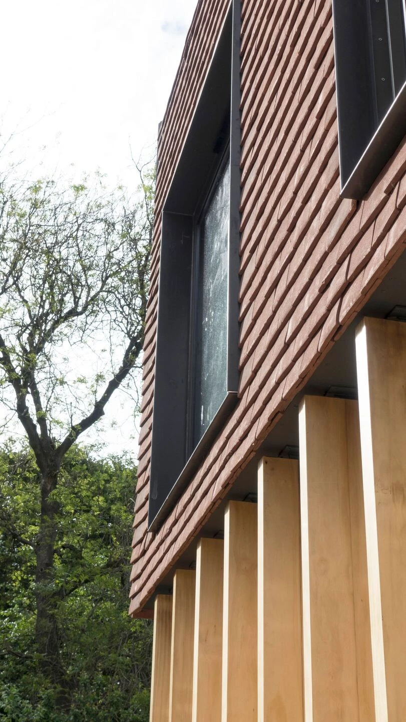 英国 Didsbury 砖石墙隐藏的土陶别墅丨英国曼彻斯特丨Annabelle Tugby Architects-27