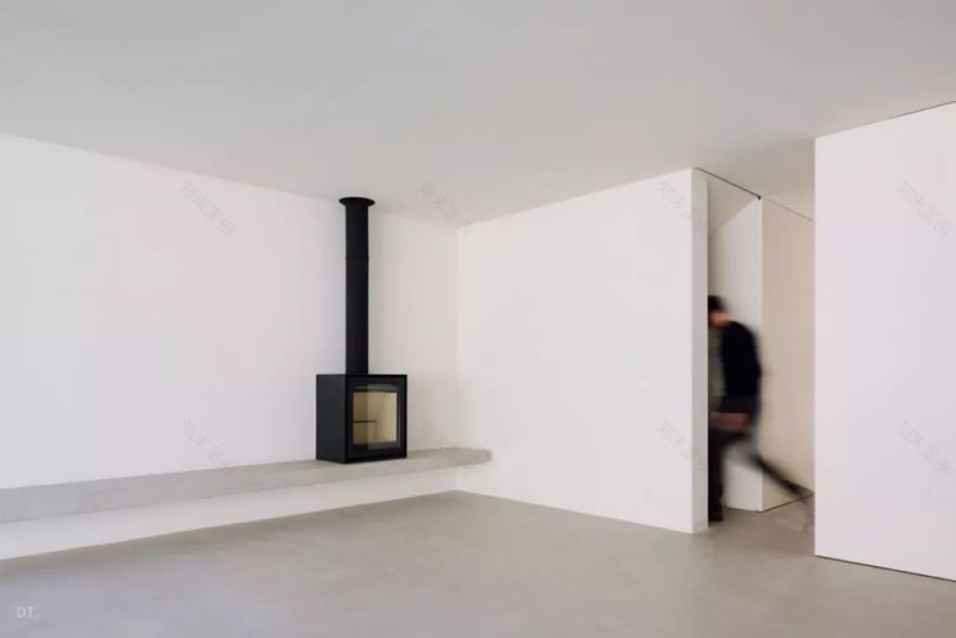 极简主义设计,葡萄牙里斯本的通透空间美学-56