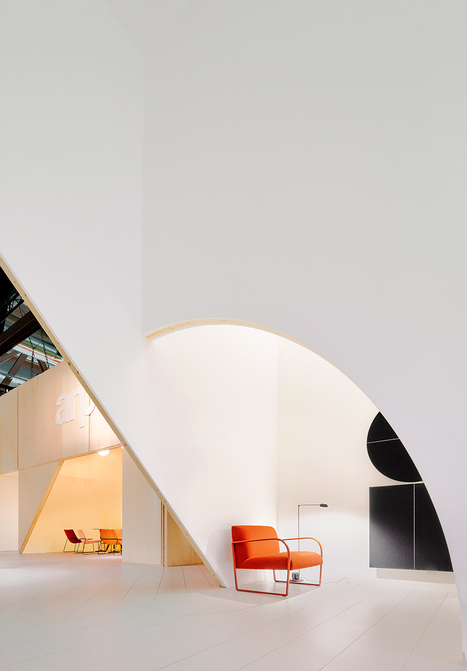 2017米兰家具展Arper展厅 / MAIO-33