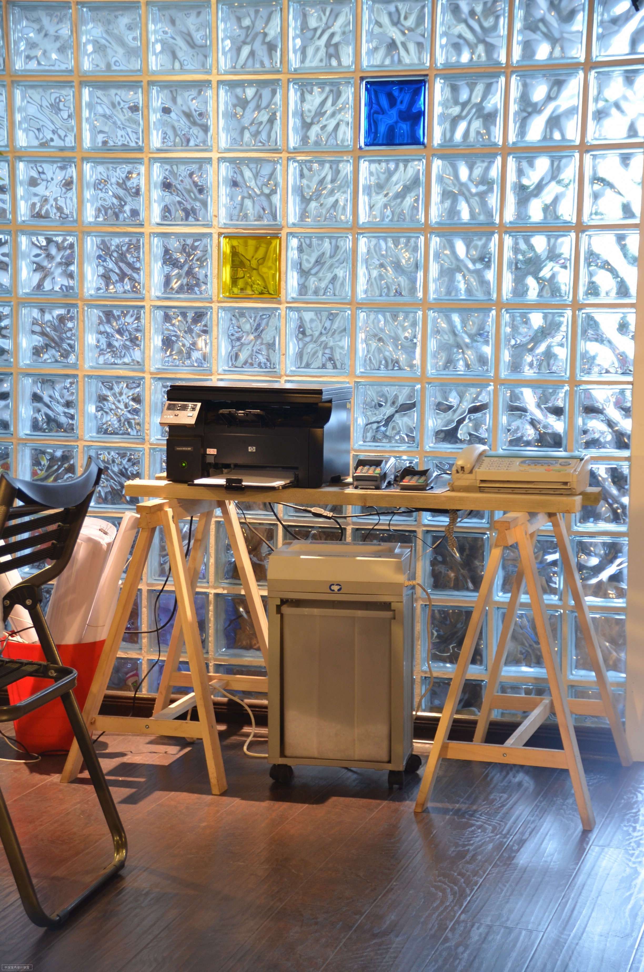 58平米 办公室 个性化装修-9