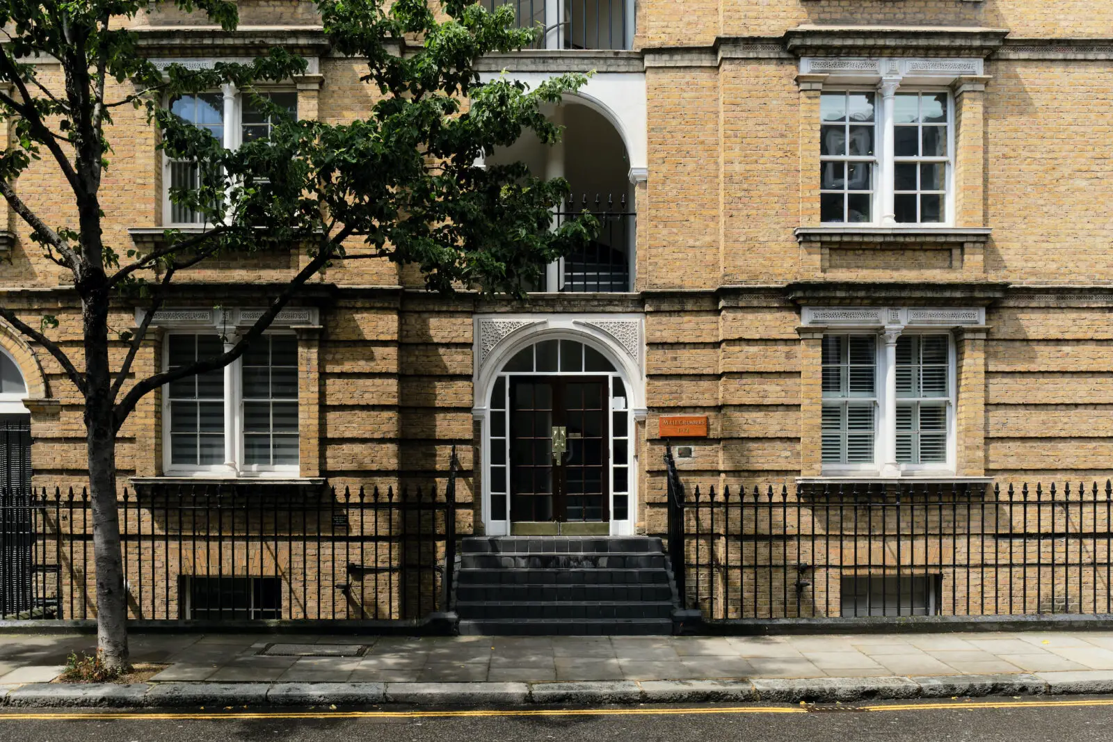 乔治·奥威尔故居 | 粉色厨房的复古与现代完美融合-14